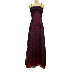 Vintage Morgan and Co. by Linda Bernell Vintage Burgundy & Black Floral Lace Emp